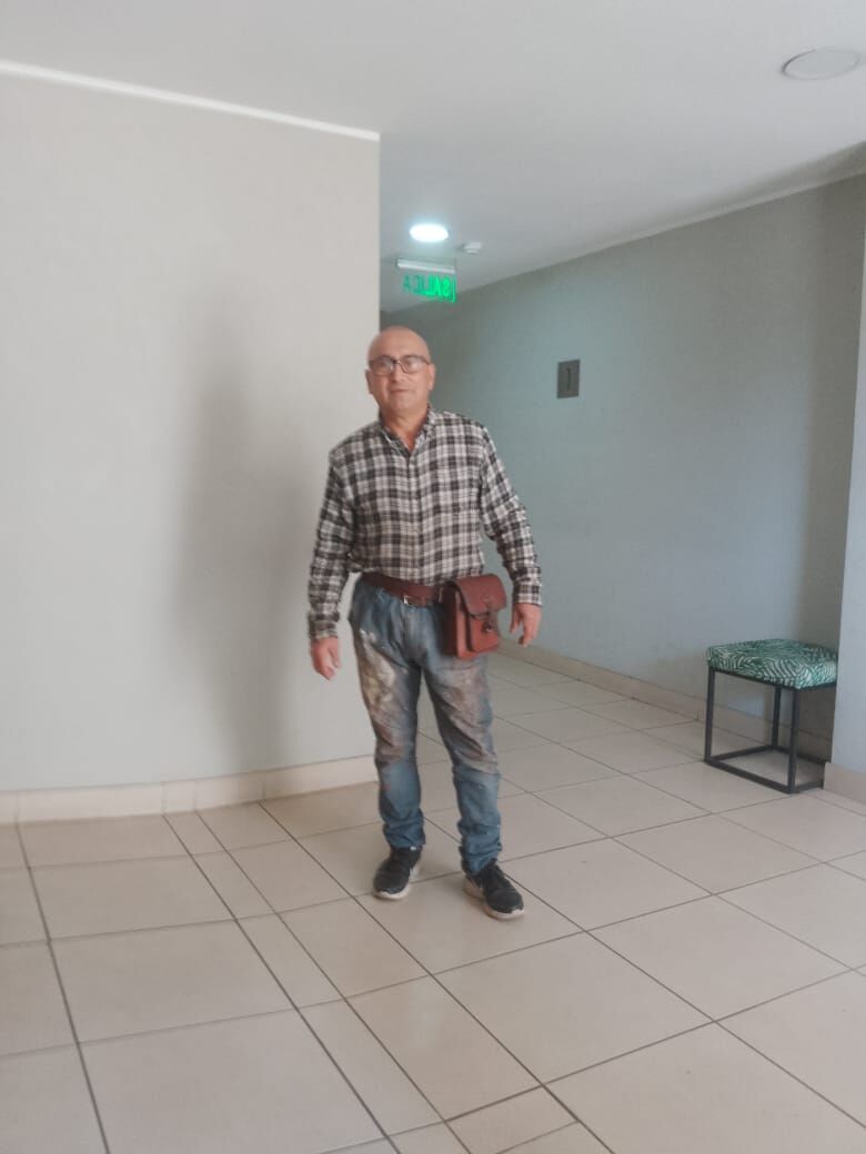 Marcelo Troncoso en una obra terminada